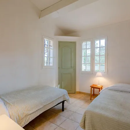Les Agasses By Interhome בית נופש *