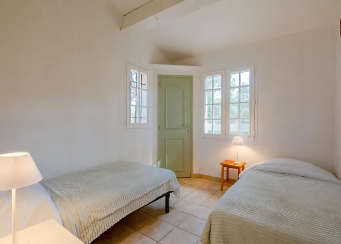 Les Agasses By Interhome Hébergement de vacances *